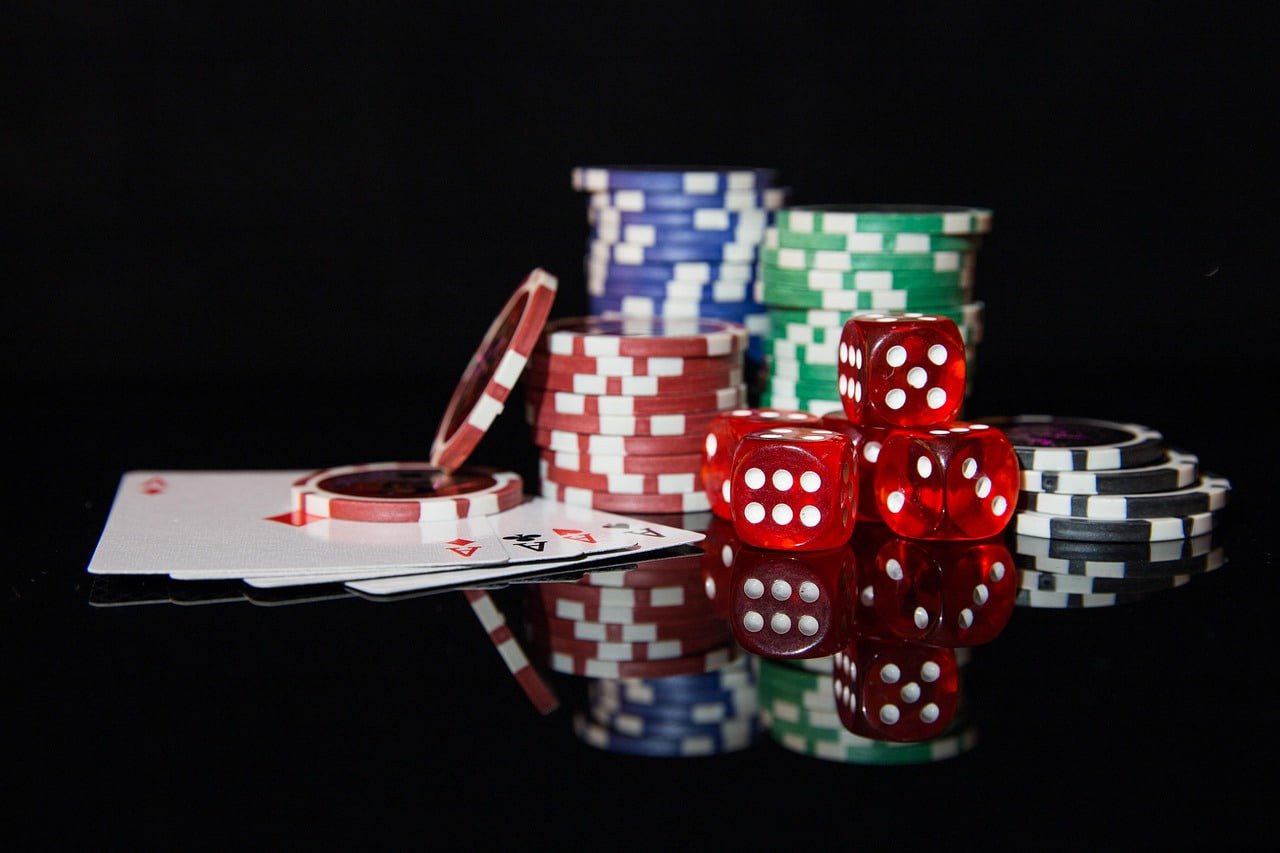 Fitur unggulan slot pusa34 termasuk auto spin, turbo spin, dan bonus eksklusif pemain